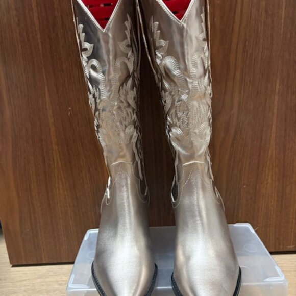 NWT 12th Tribe Metallic Cowboy Boots - Picture 8 of 9